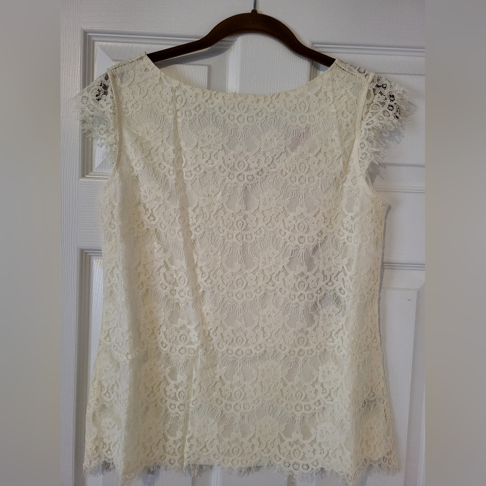 Blouse, lace with capped sleeves